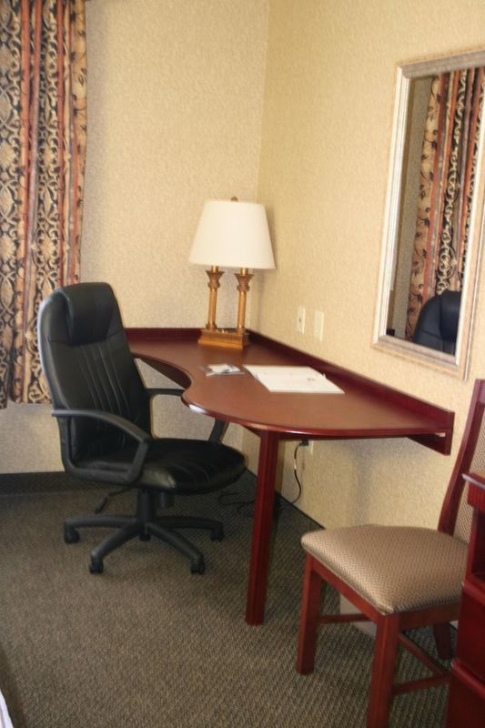 Hampton Inn & Suites Toledo-Perrysburg Rossford Habitación foto