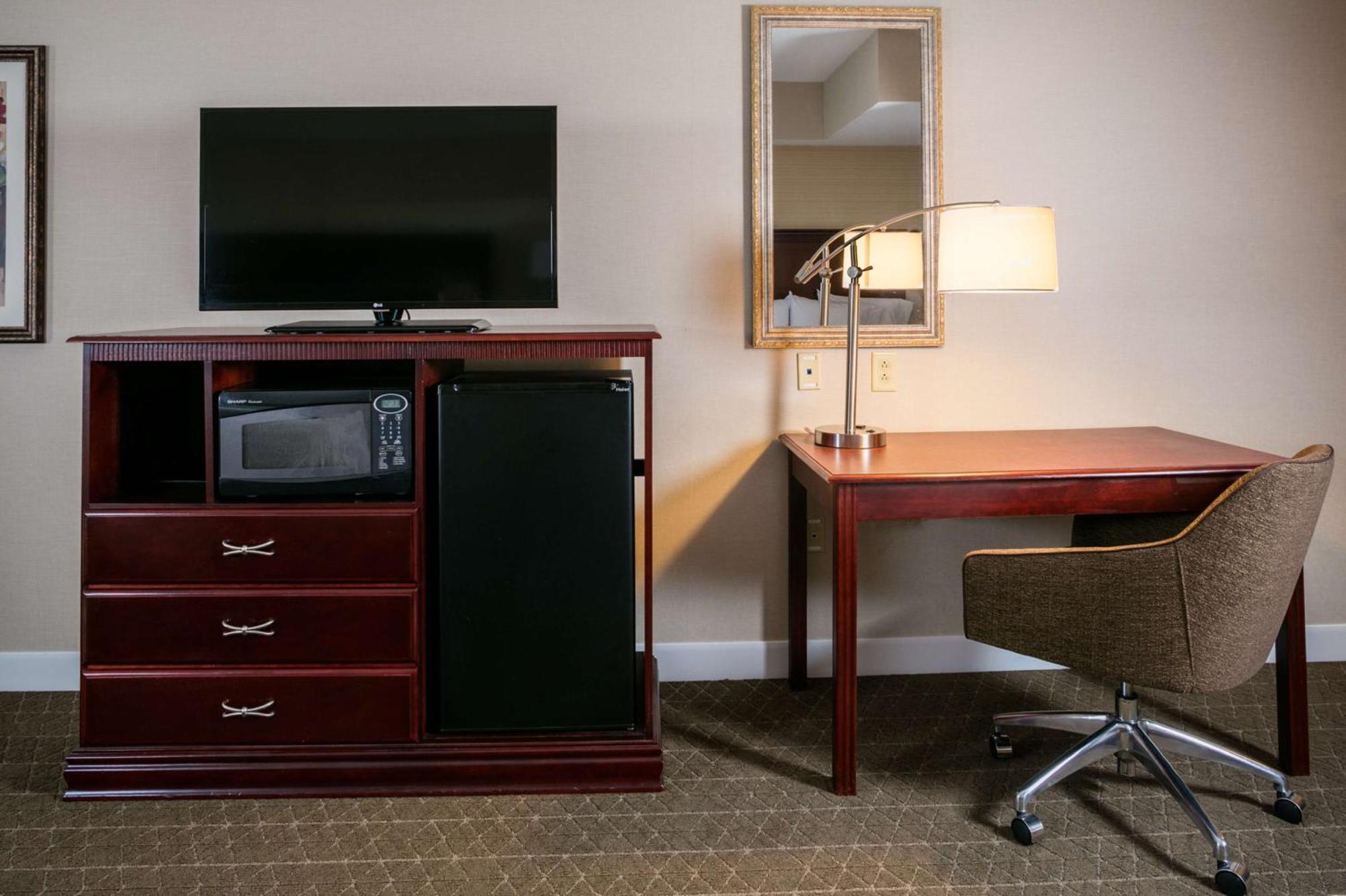 Hampton Inn & Suites Toledo-Perrysburg Rossford Exterior foto