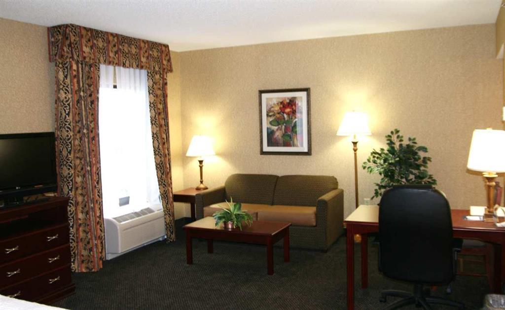 Hampton Inn & Suites Toledo-Perrysburg Rossford Habitación foto